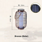 Wire-free lantern light for villa gardens