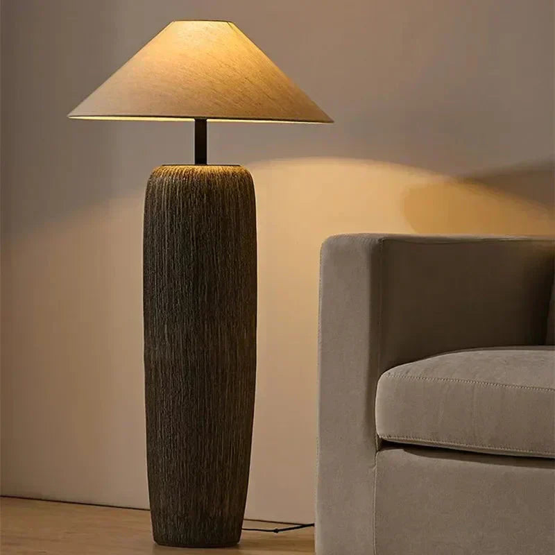 Ceramic table lamp with compact design