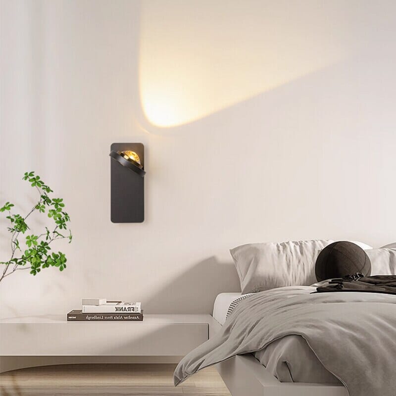 Adjustable wall lamp for reading angle