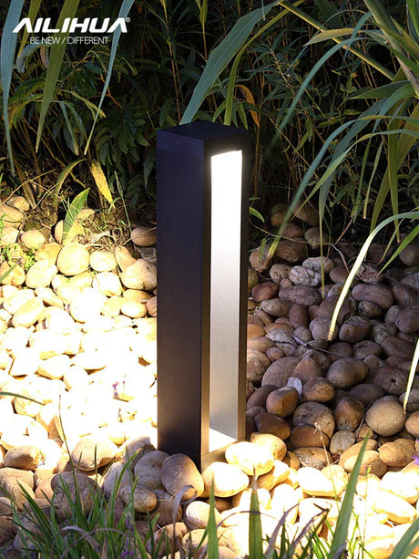 Outdoor Light Fixture for Garden Pathway