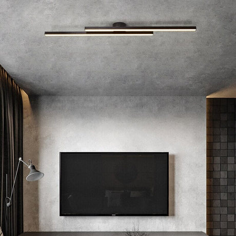Black and White Striped Finish Detail