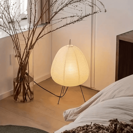 Minimalist table lamp for living room