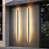 Acrylic wall lamp for outdoor accent decor