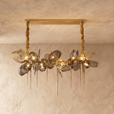 The longest bar, petals running its full length above a row of brass spikes