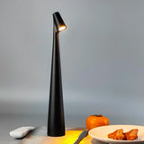 Aluminum table lamp for modern homes