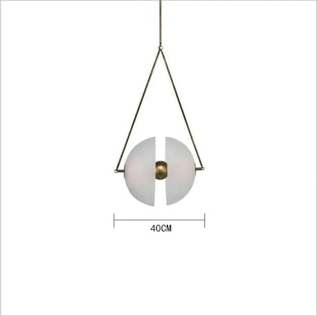 The pendant drawn with its 40 cm width marked