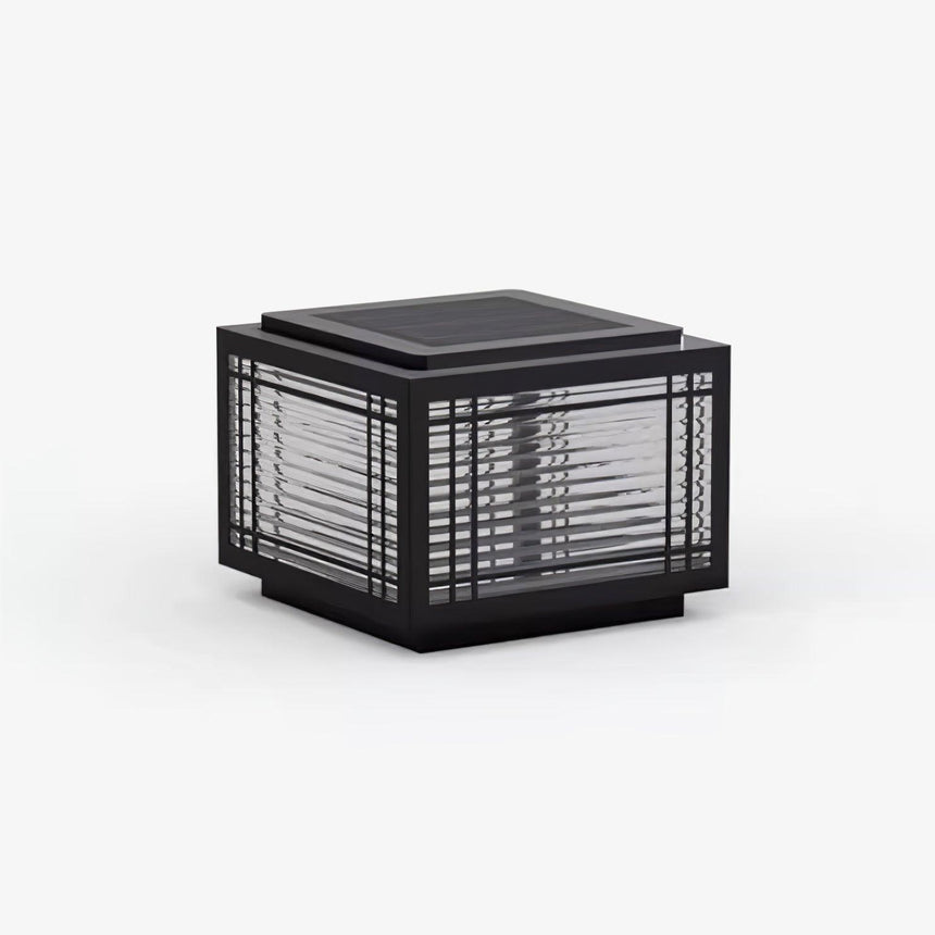 The cap seen level, the grid over the glass and the galvanized body