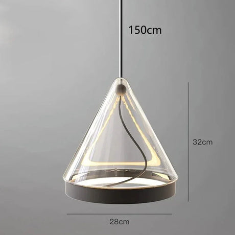 The single cone drawn with its 28 cm width and 32 cm height marked