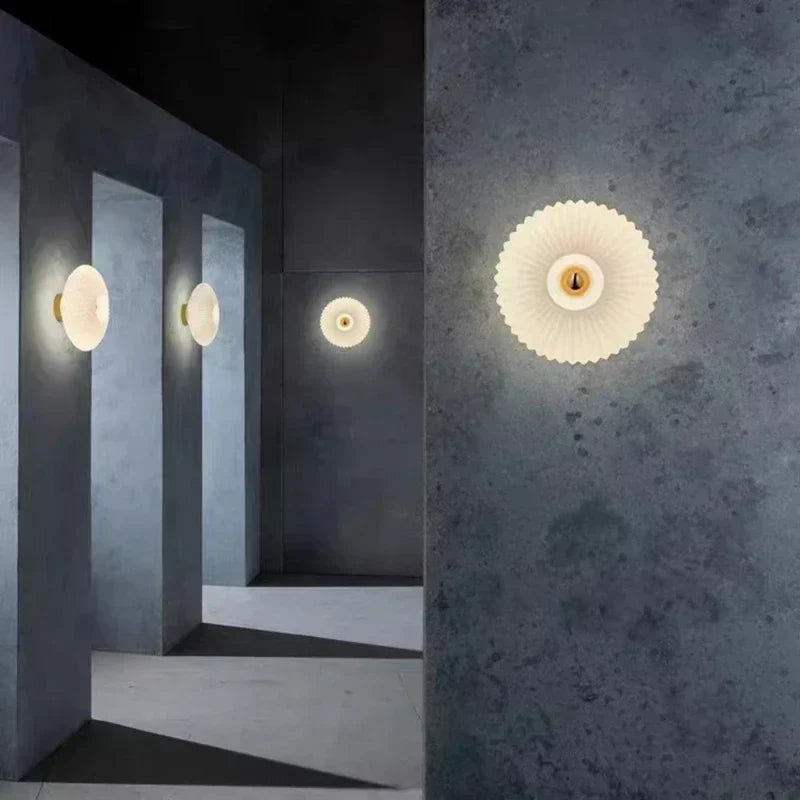Ripple glass wall lamp for ambient lighting