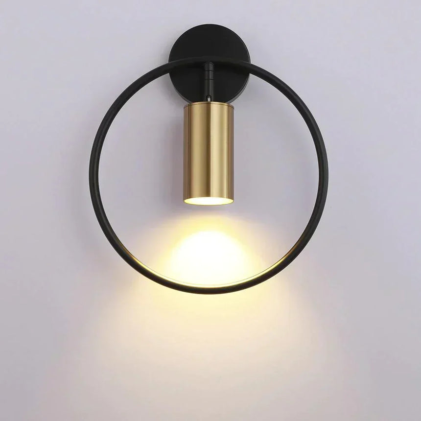 Aluminium wall light for cozy ambiance