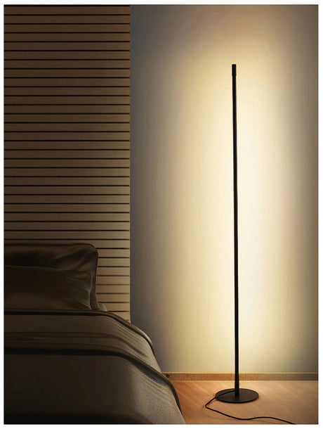 Minimal geometric lamp for hallway