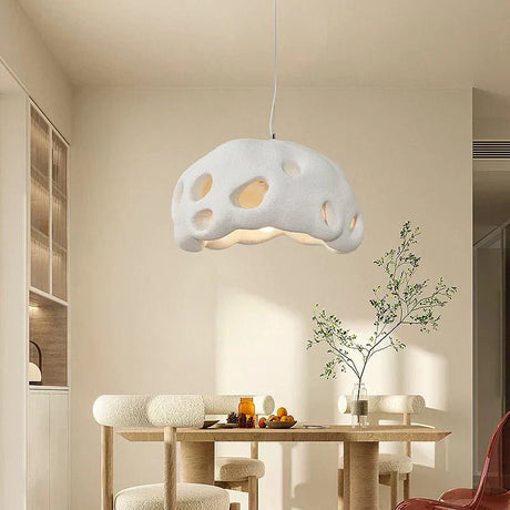 Alora Metal Pendant Light – dimmable modern design | OroDwell
