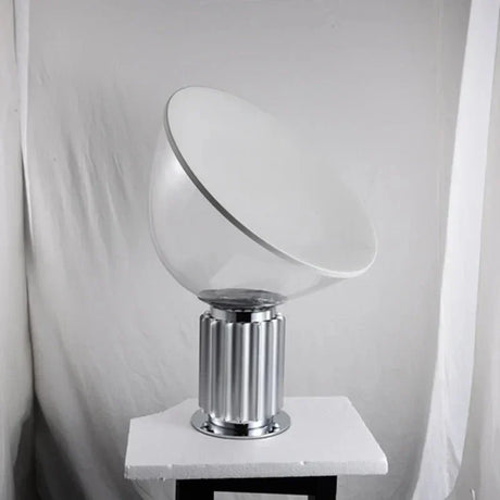 Reliable LED table lamp for everyday use