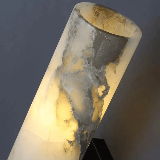 Modern architectural wall light fixture