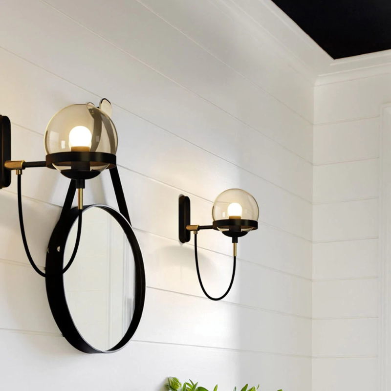 Freestanding wall light for accent decor