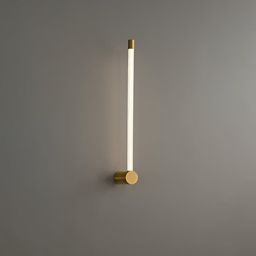 The copper version mounted vertically, the warm foot below the frosted tube