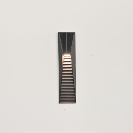 The tallest size lit on a facade with the bands running further down