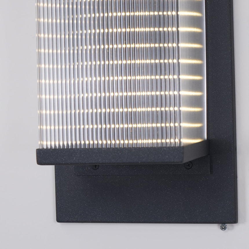 Close view of the lit ribs and the bottom ledge of the frame