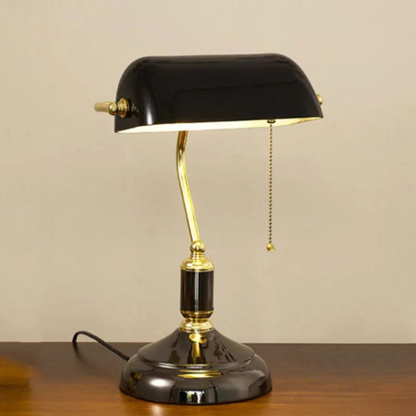 Aurelia Glass Table Lamp close-up – European classic design | OroDwell
