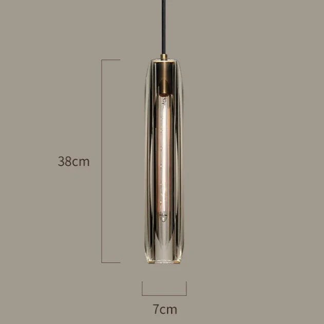 The pendant drawn with its 7 cm width and 38 cm height marked