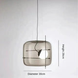 The pendant drawn with its 30 cm width and 28 cm height marked