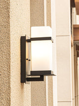 The light on a narrow render pillar, seen from the side